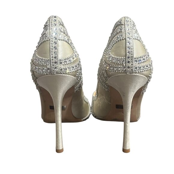 Badgley‎ Mischka Rouge Embellished Dress Pumps Heels in Ivory Satin Pointed Toe - Picture 5 of 11